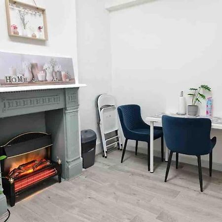 Nice Flat Near Central London Apartment Exterior photo