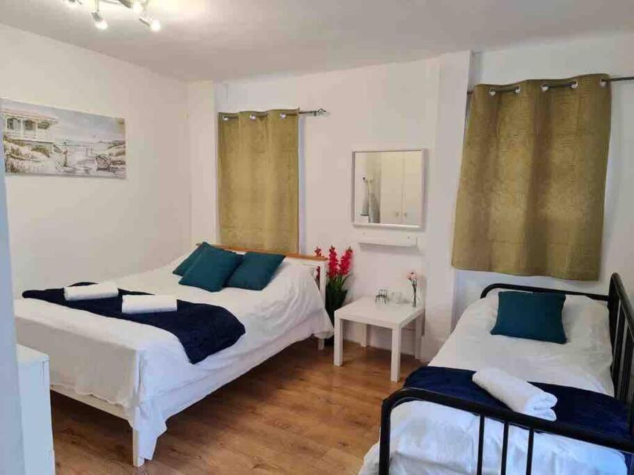 Nice Flat Near Central London Apartment Exterior photo